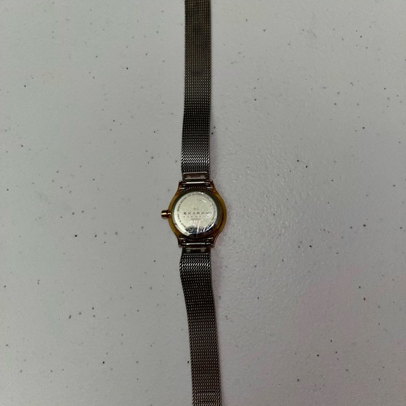 Vintage Skagen Denmark Analog Stainless Steel Ladies Watch - Picture 7 of 14